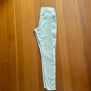 Uniqlo leggings NWT